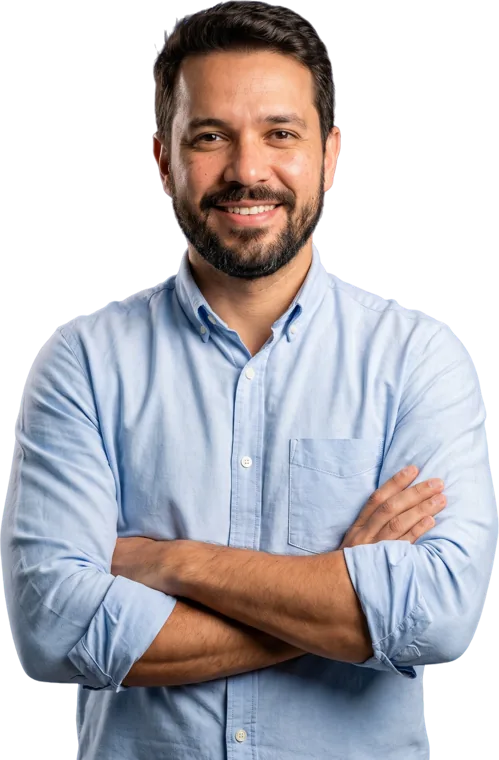 Consultor da Carta Pronta de braços cruzados
